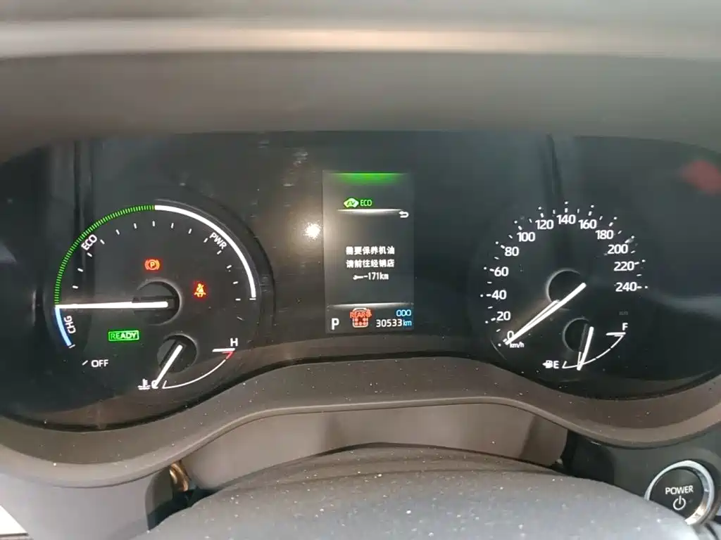 Toyota Granvia — миниатюра 12