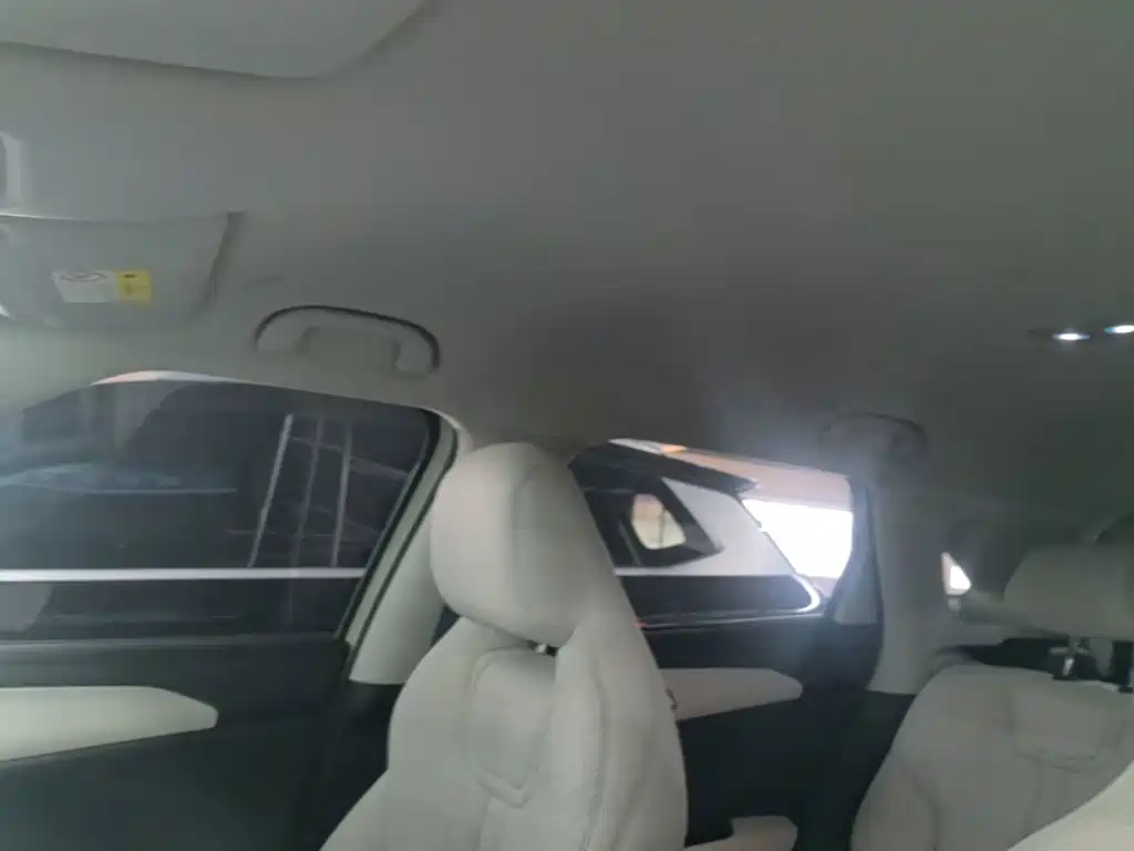 BYD Yuan UP — миниатюра 18