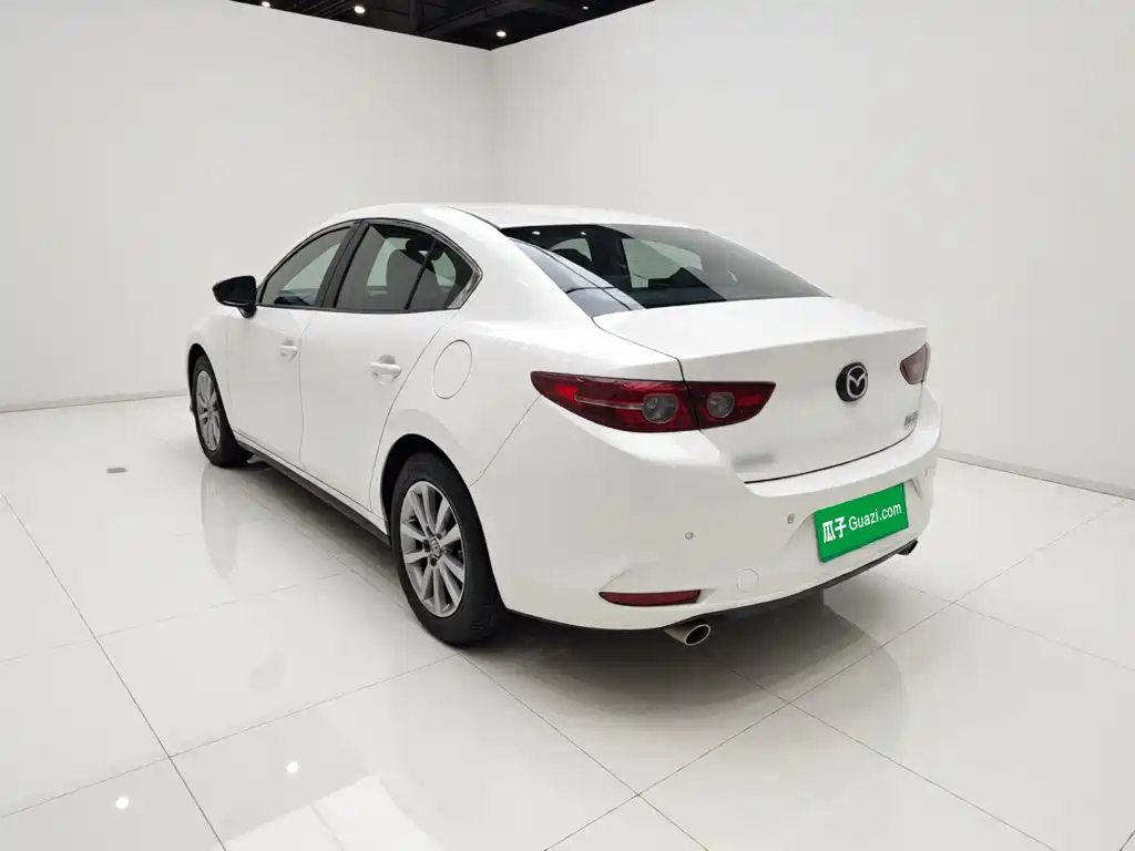 Mazda 3 Axela — миниатюра 5