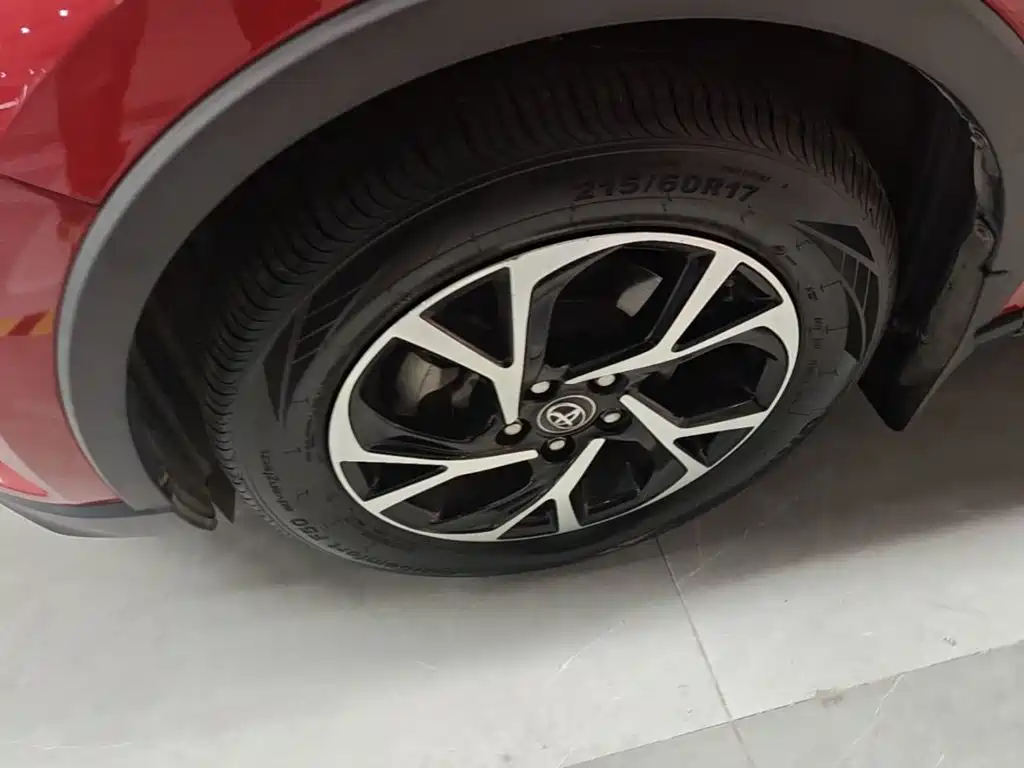 Toyota C-HR — миниатюра 23