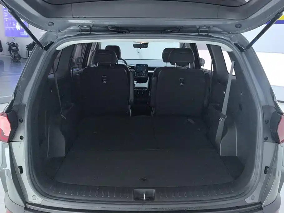 Hyundai Custo 2021 270TGDi Luxury LUX
