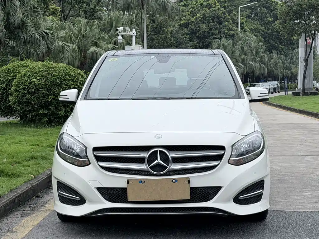 Mercedes-Benz B-Class — миниатюра 2