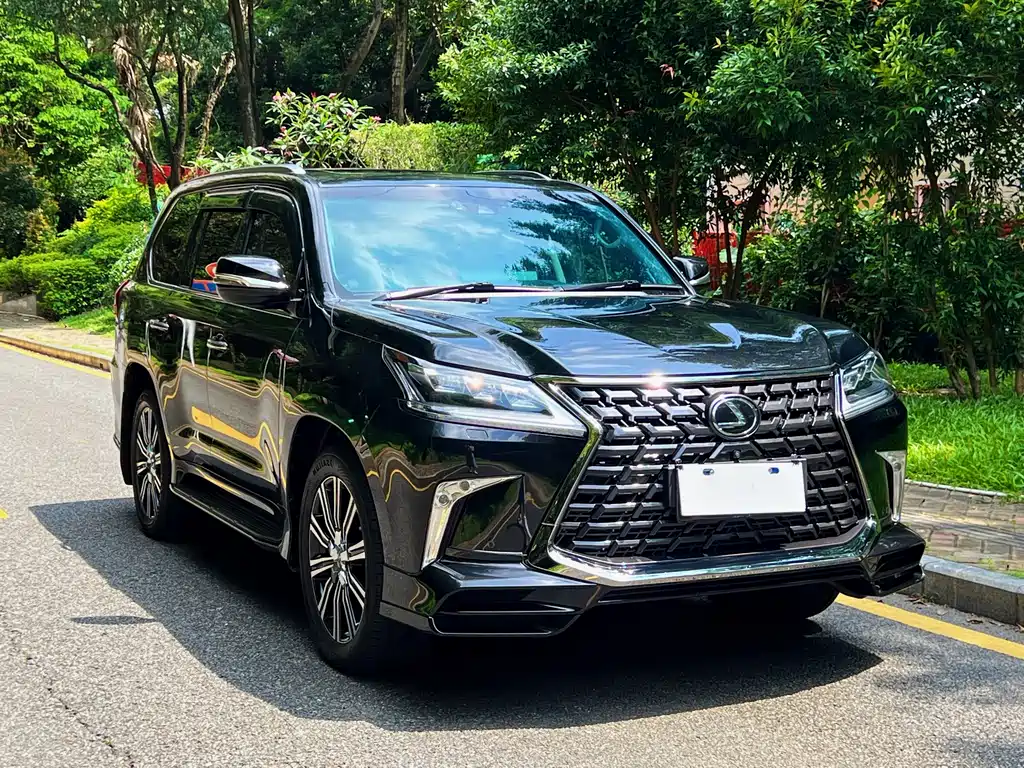 Lexus LX — миниатюра 3