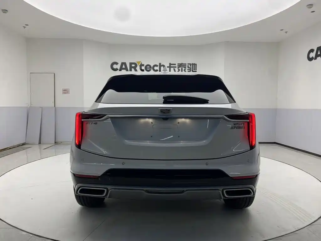Cadillac GT4 — миниатюра 6