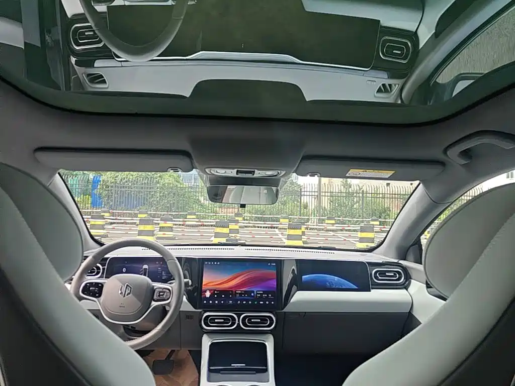 Leapmotor Leapmotor C01 — миниатюра 9