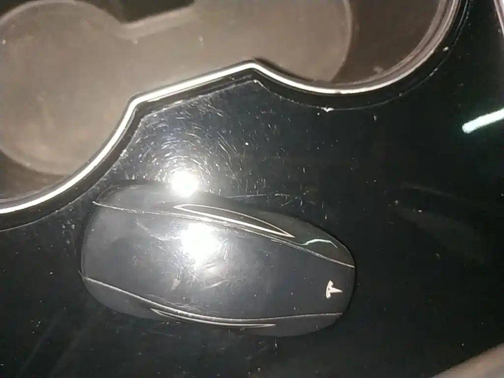 Tesla Model 3 — миниатюра 9