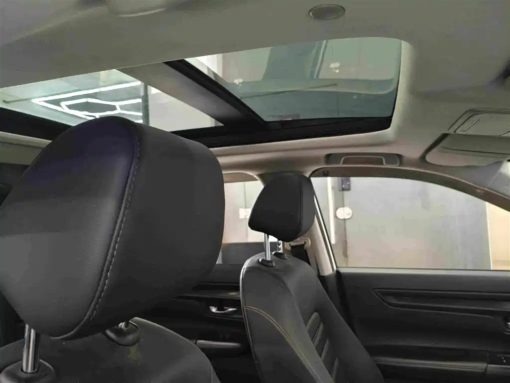 Honda CR-V — миниатюра 7