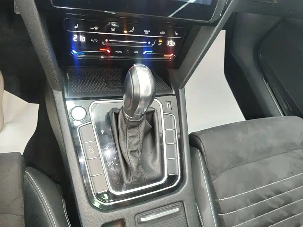 Volkswagen Magotan — миниатюра 14