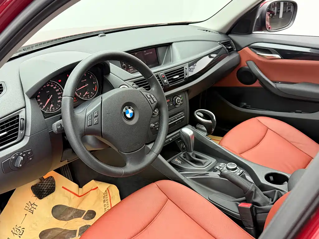BMW X1 (Import) — миниатюра 14