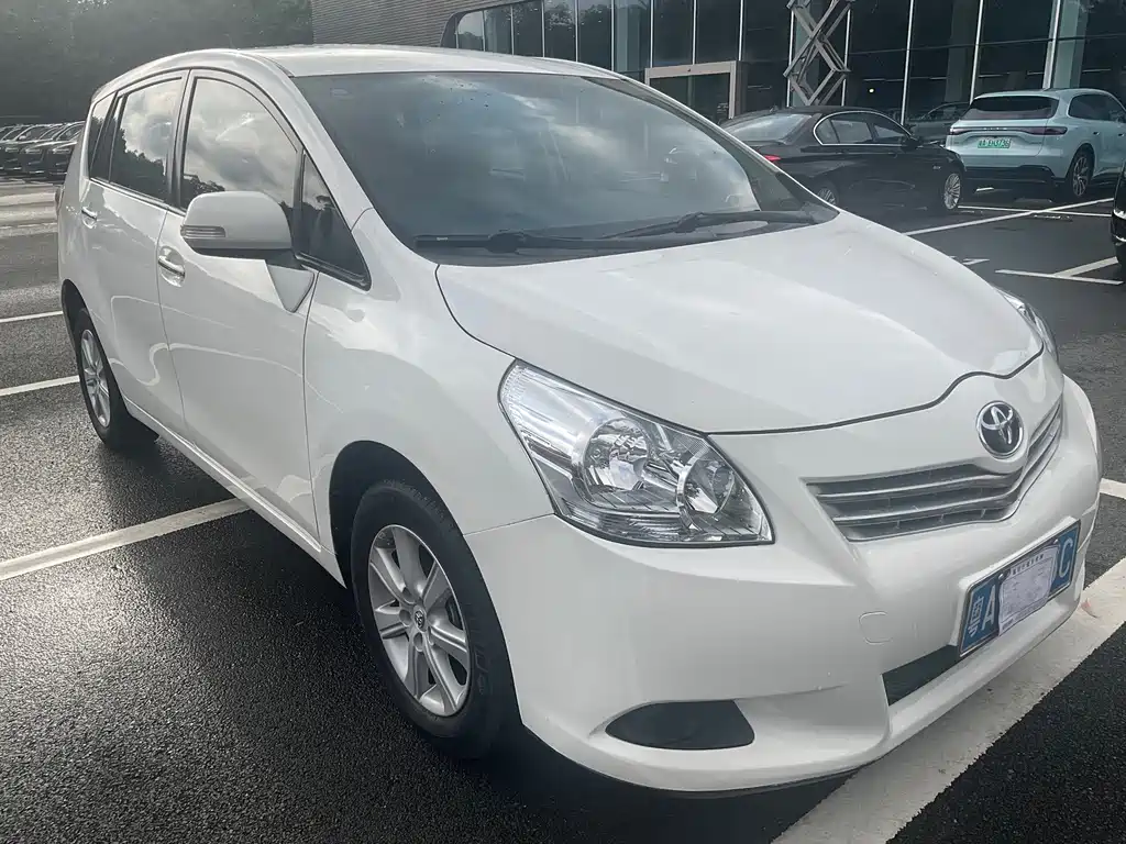 Toyota Verso — миниатюра 3