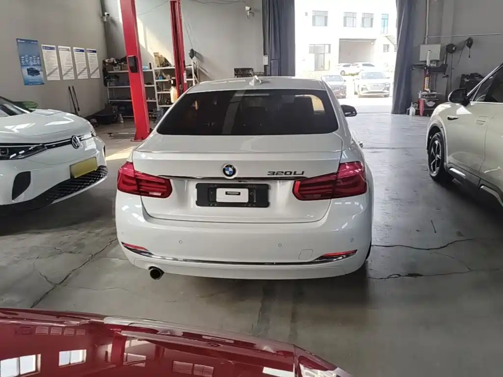 BMW 3 Series — миниатюра 6