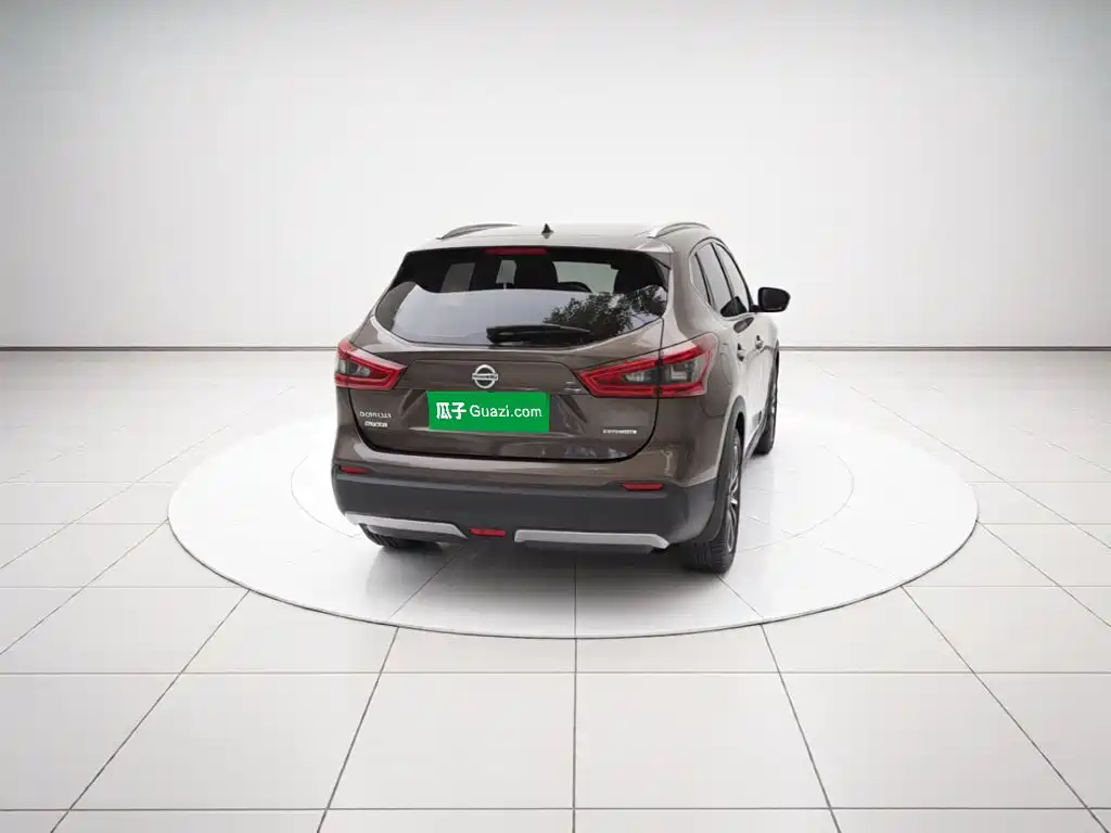 Nissan Qashqai — миниатюра 3