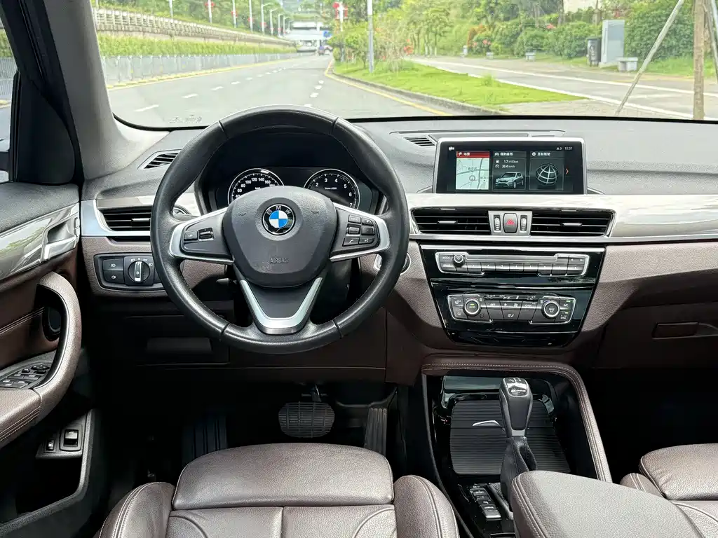 BMW X1 New Energy — миниатюра 15