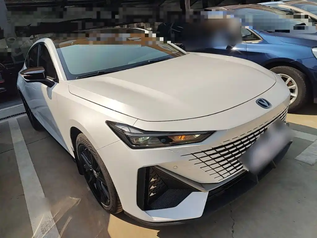 Changan UNI-V — миниатюра 4
