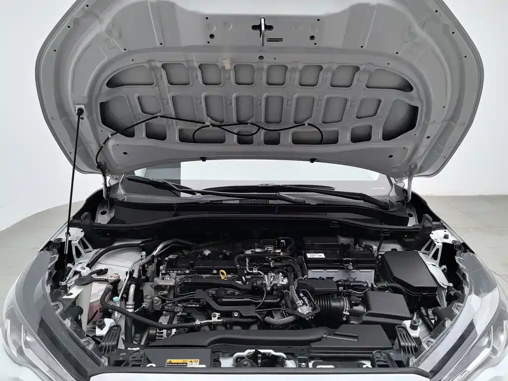 Toyota Frontlander — миниатюра 6