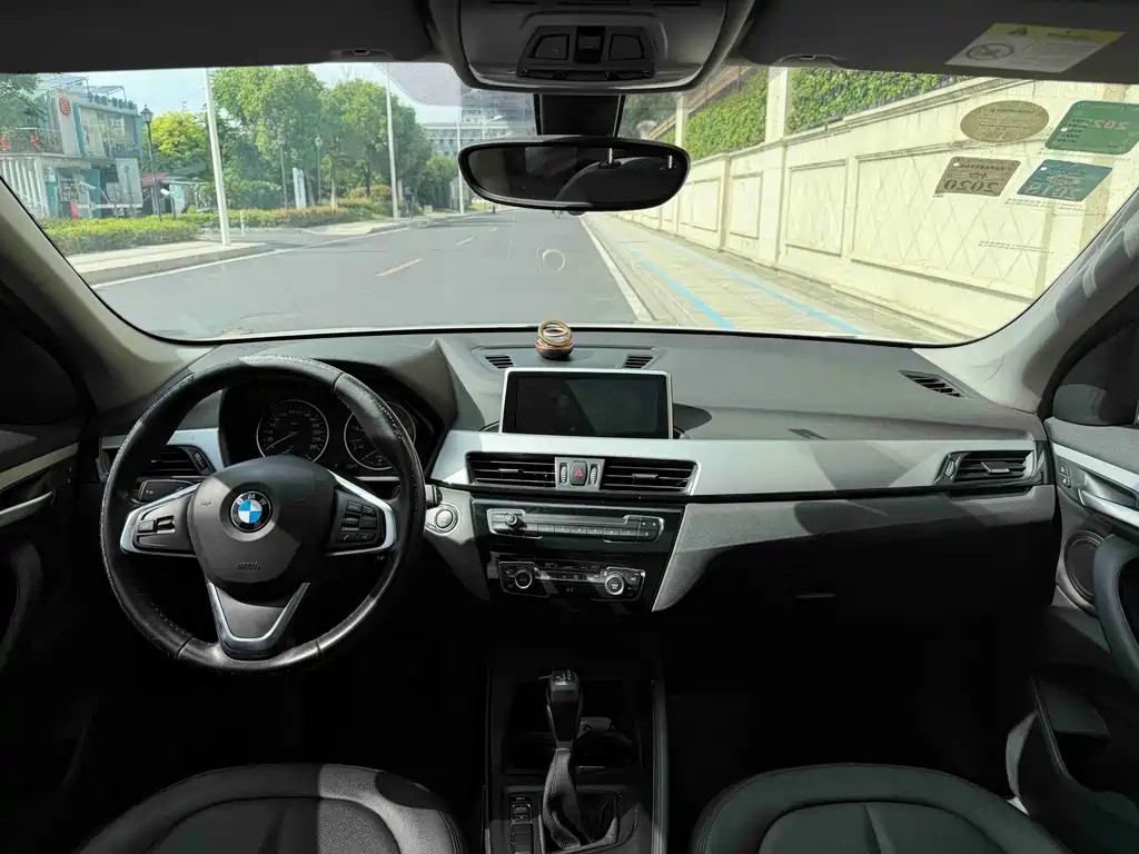 BMW X1 — миниатюра 8