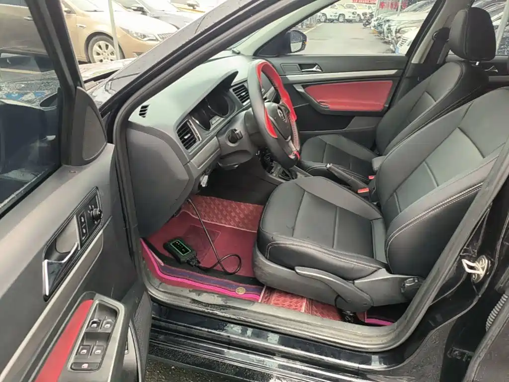 Volkswagen Lavida — миниатюра 16