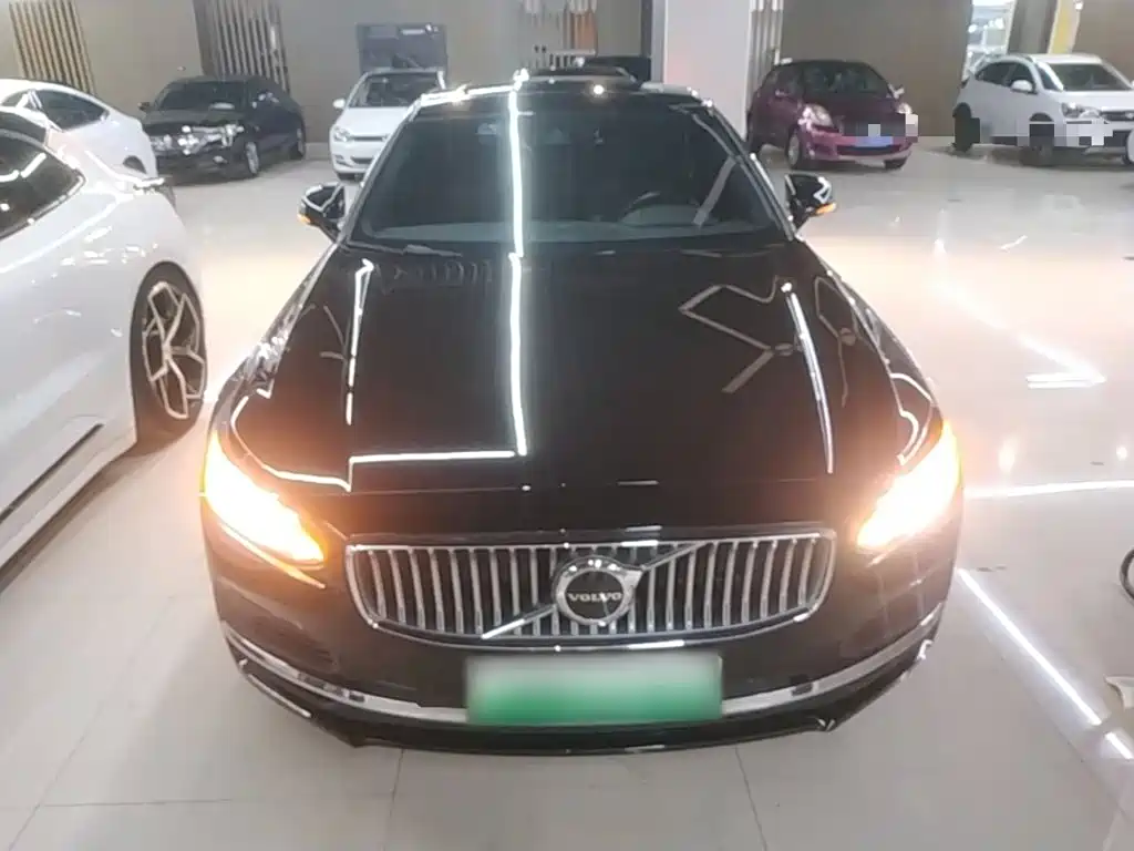 Volvo S90 PHEV — миниатюра 3
