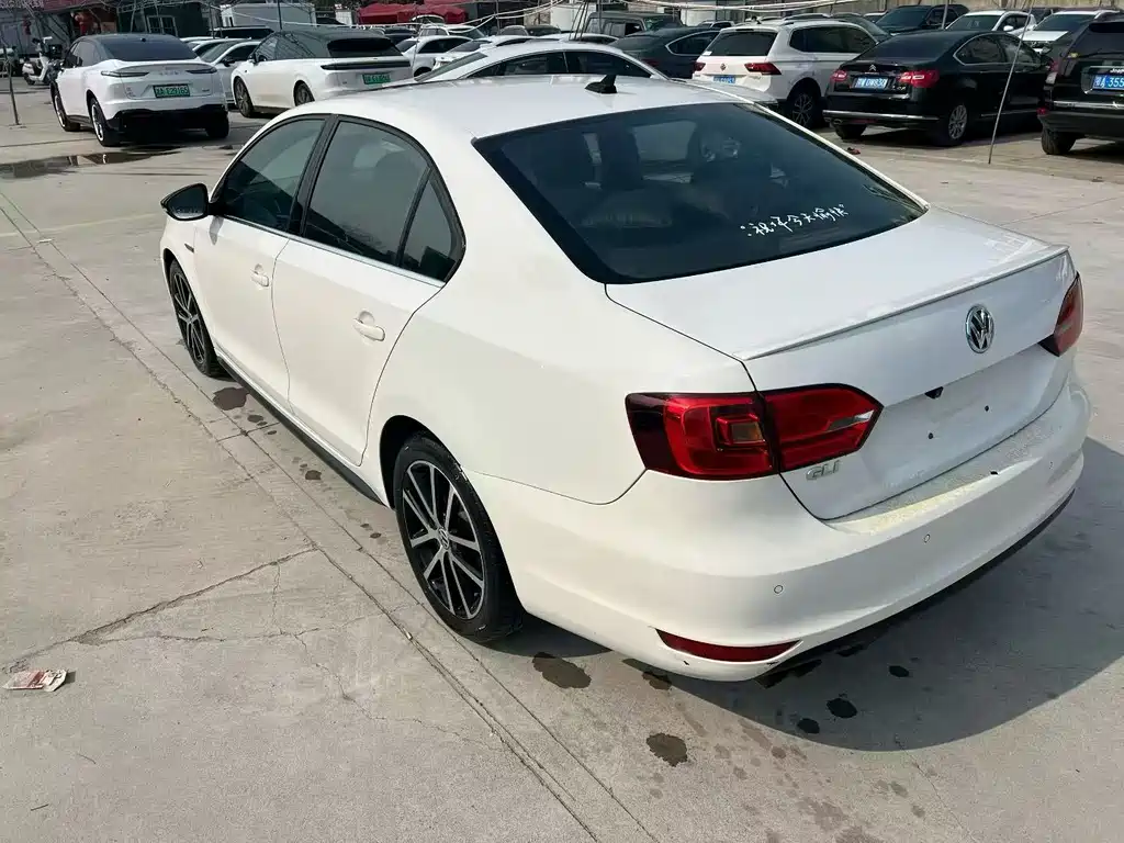 Volkswagen Sagitar — миниатюра 9