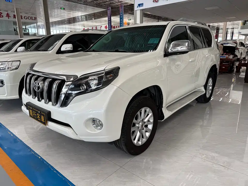 TOYOTA PRADO