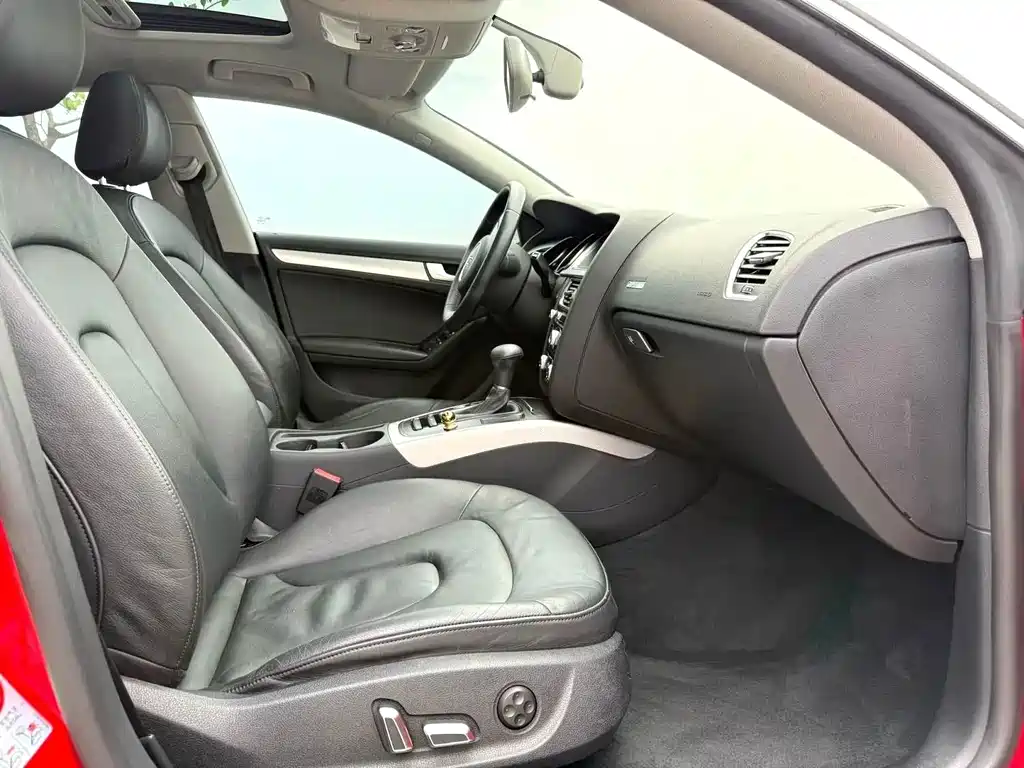Audi A5 (Import) — миниатюра 8