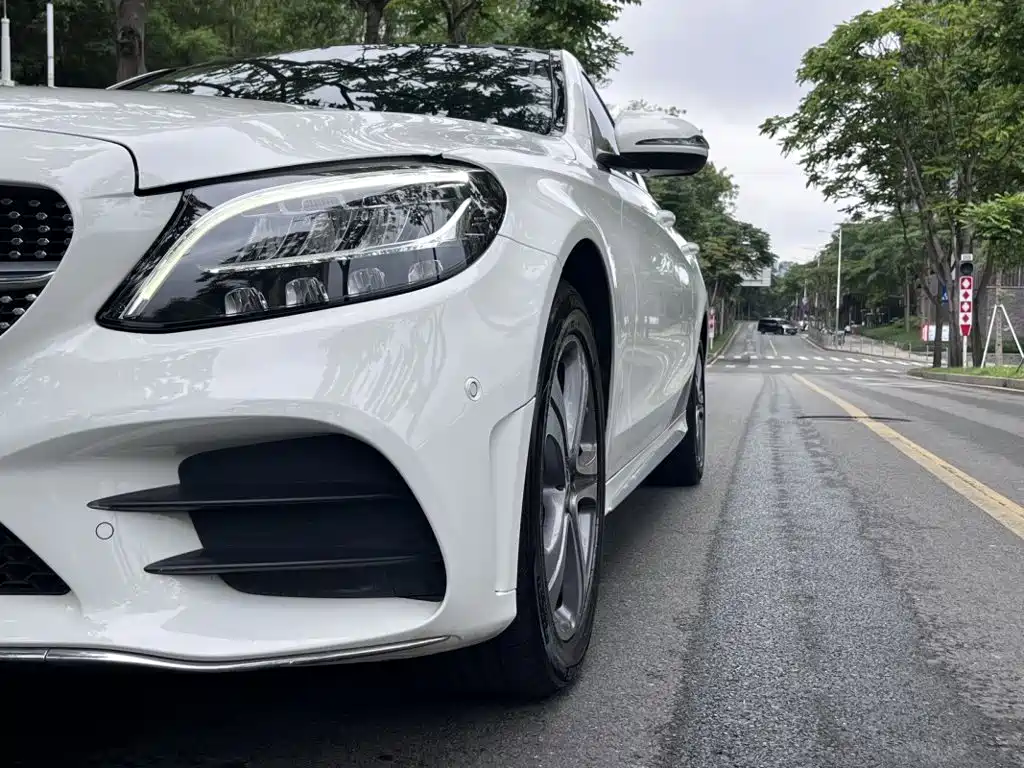 Mercedes-Benz C-Class — миниатюра 5