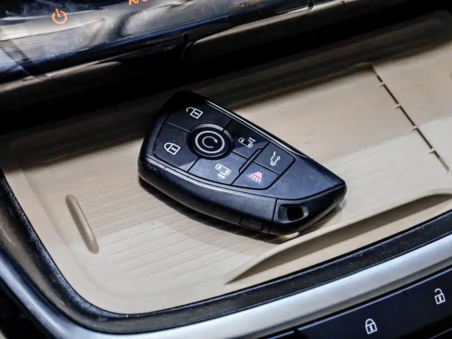 Buick GL8 Hybrid — миниатюра 19