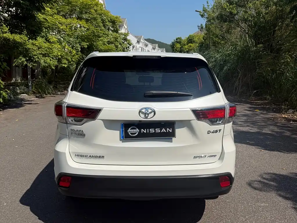 Toyota Highlander — миниатюра 5