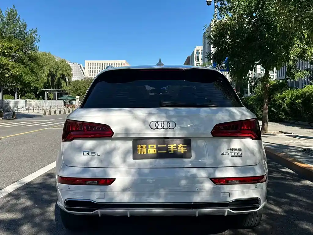 Audi Q5L — миниатюра 7