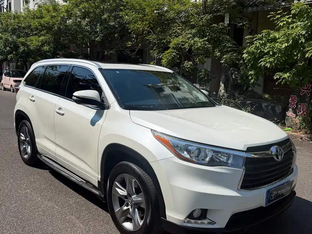 Toyota Highlander — миниатюра 3