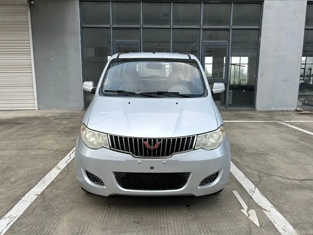 Wuling Hongguang — миниатюра 2