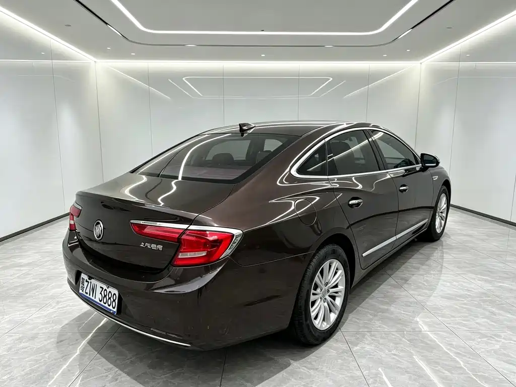 Buick LaCrosse — миниатюра 9