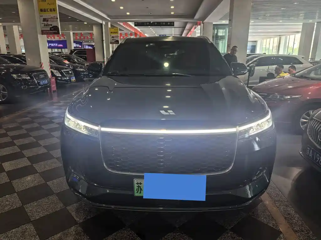Li Auto Li ONE — миниатюра 2