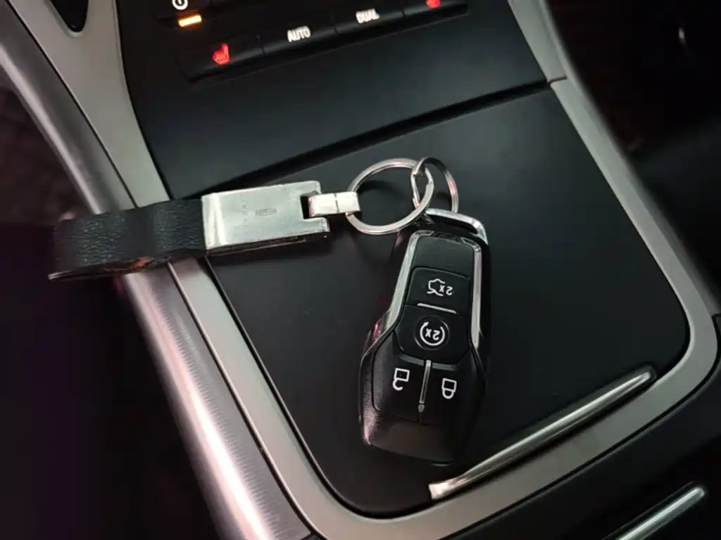 Lincoln MKX — миниатюра 9