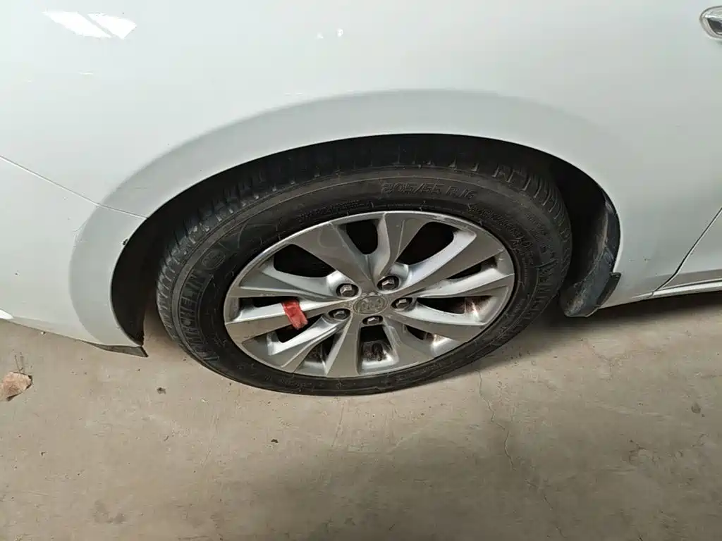 Buick Excelle — миниатюра 23