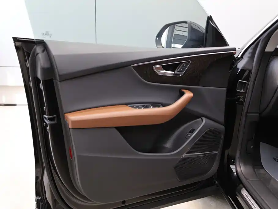 Audi Q8 — миниатюра 10