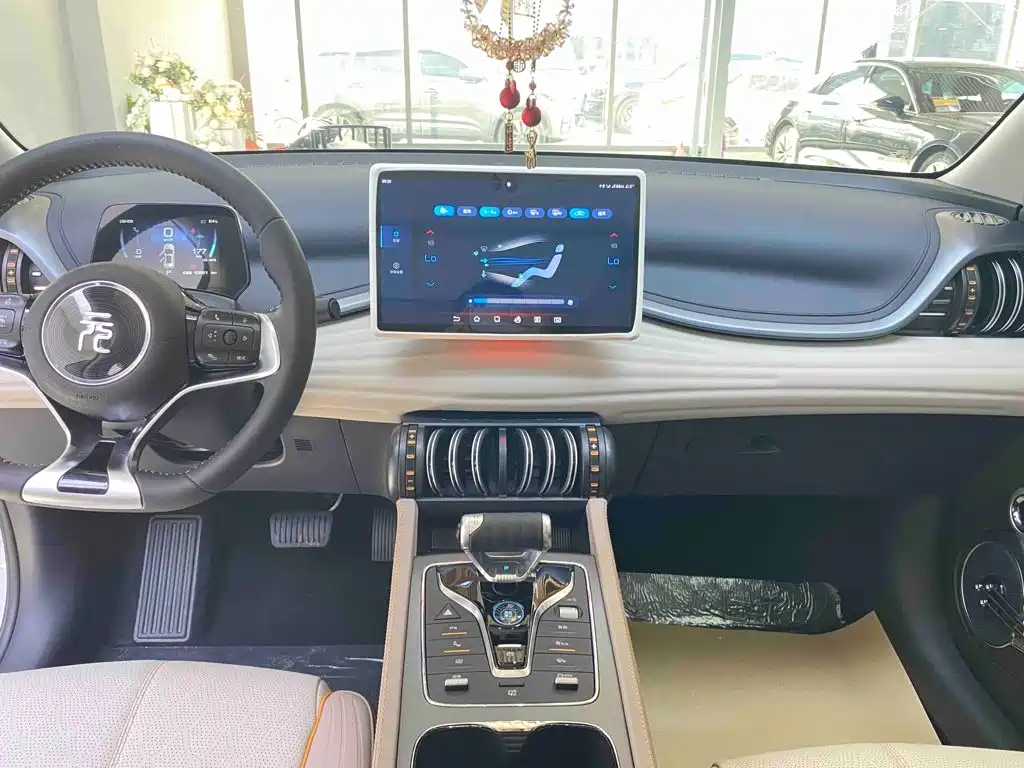BYD Yuan Plus — миниатюра 15