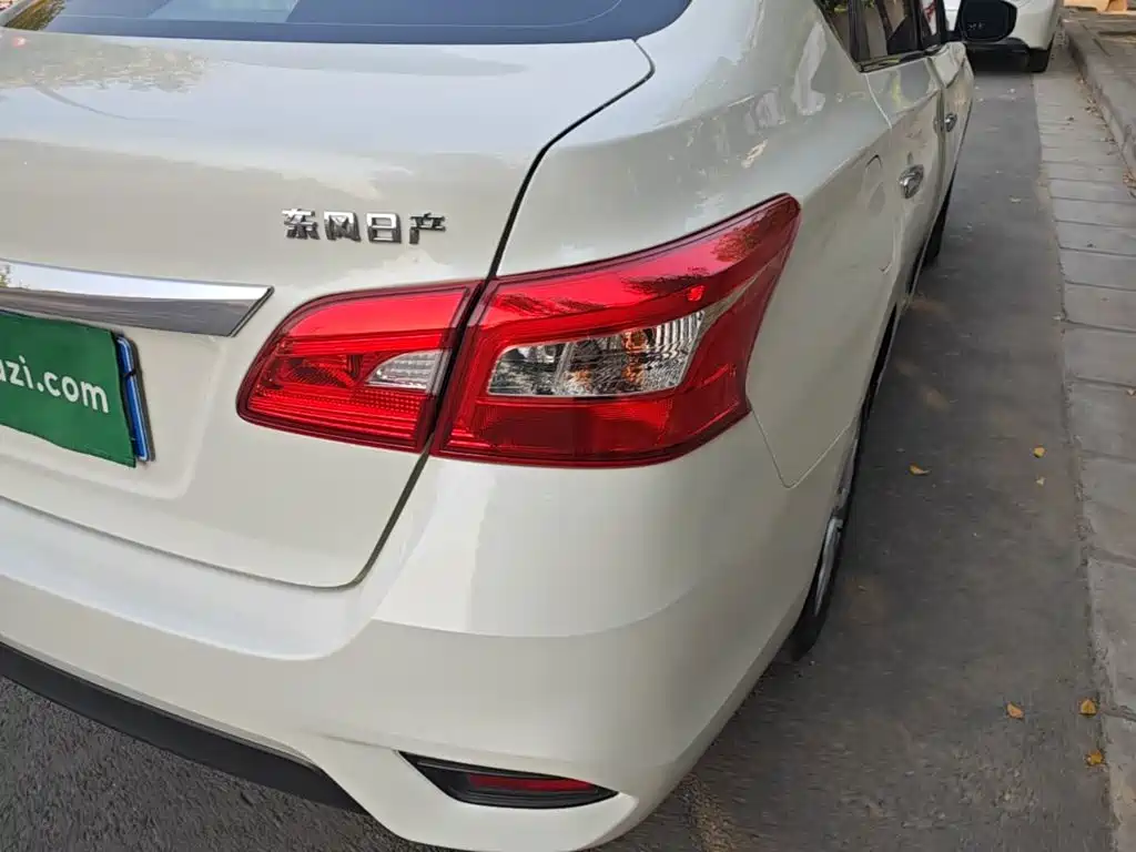 Nissan Sylphy — миниатюра 8