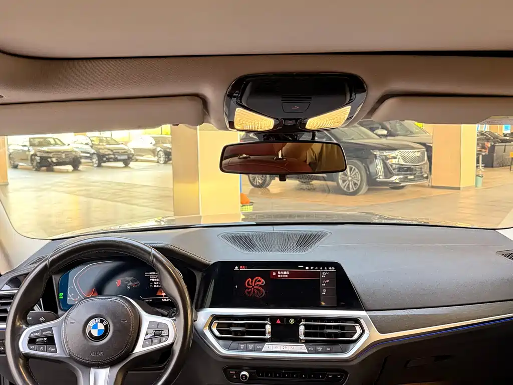 BMW 3 Series — миниатюра 6