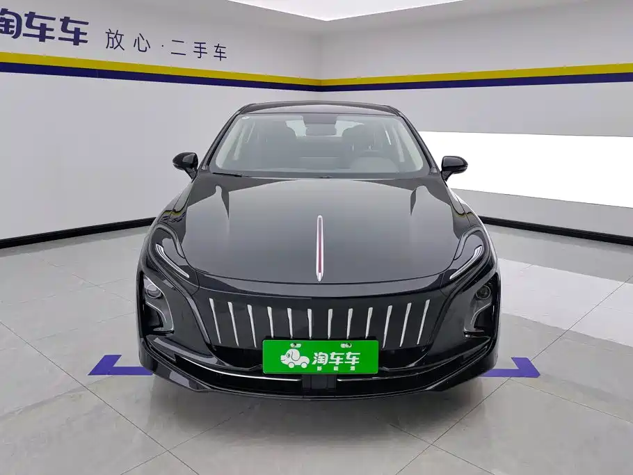 Hongqi Hongqi E-QM5 — миниатюра 2