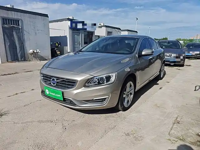 Volvo S60