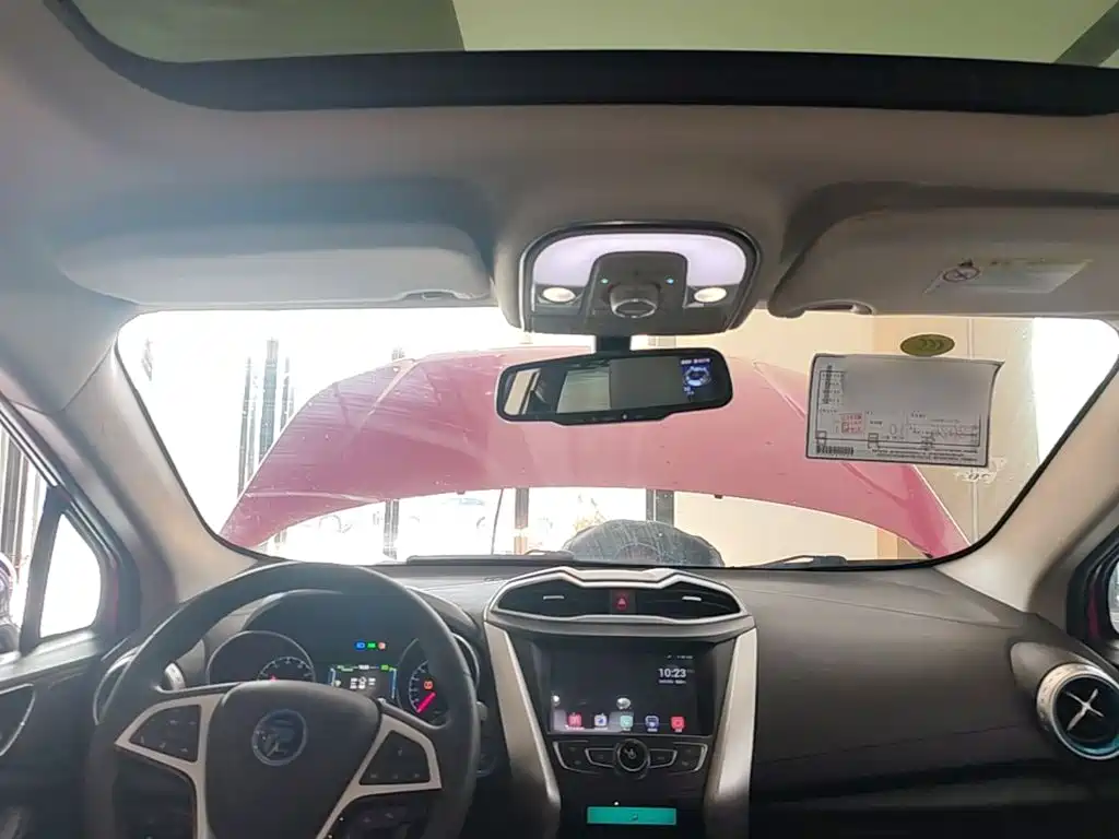 BYD Yuan EV — миниатюра 18