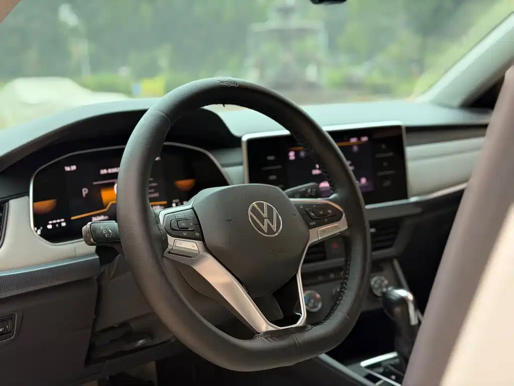 Volkswagen Bora — миниатюра 7