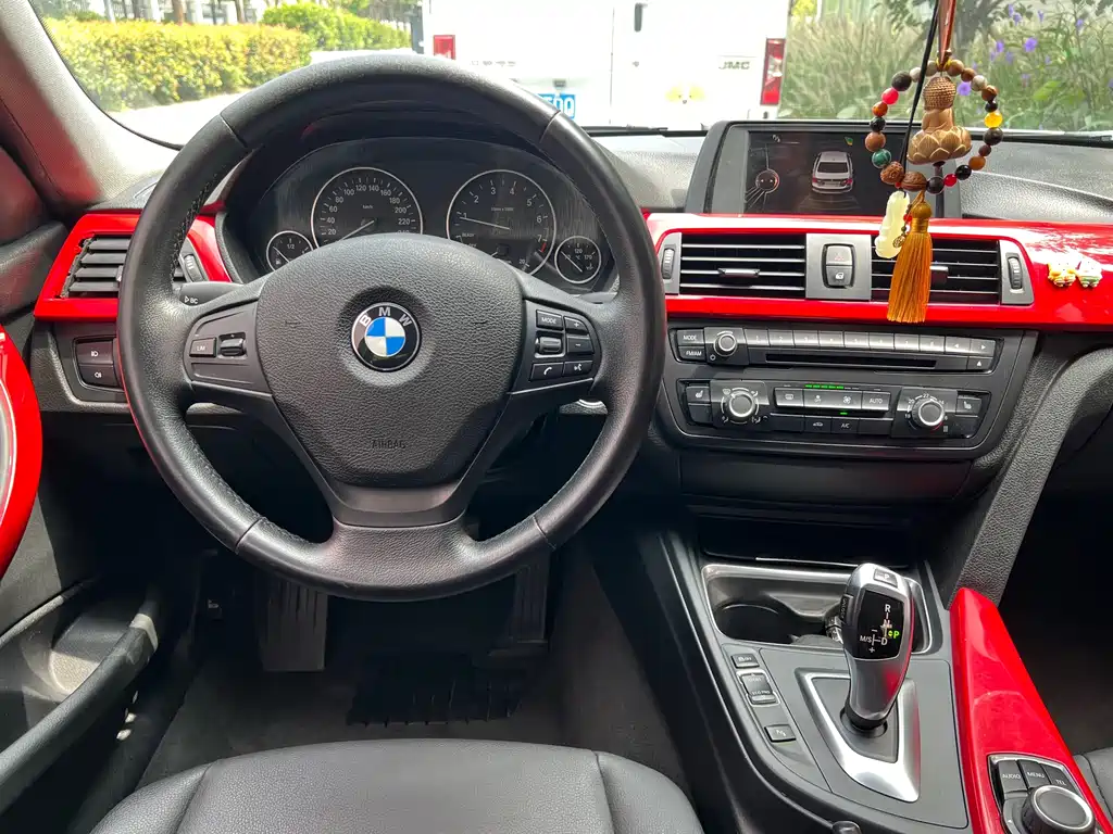 BMW 3 Series — миниатюра 10