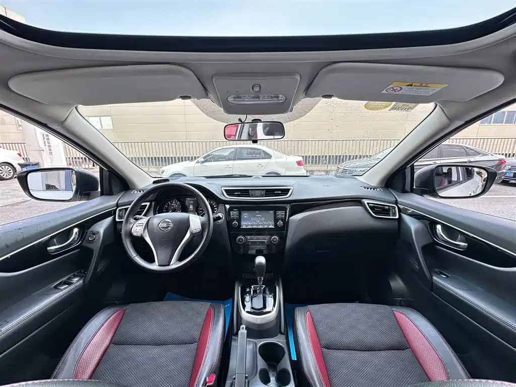 Nissan Qashqai — миниатюра 7