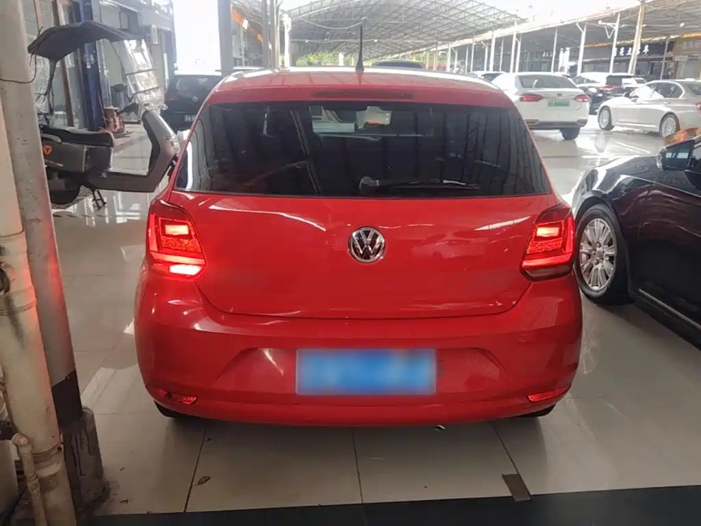 Volkswagen Polo — миниатюра 6