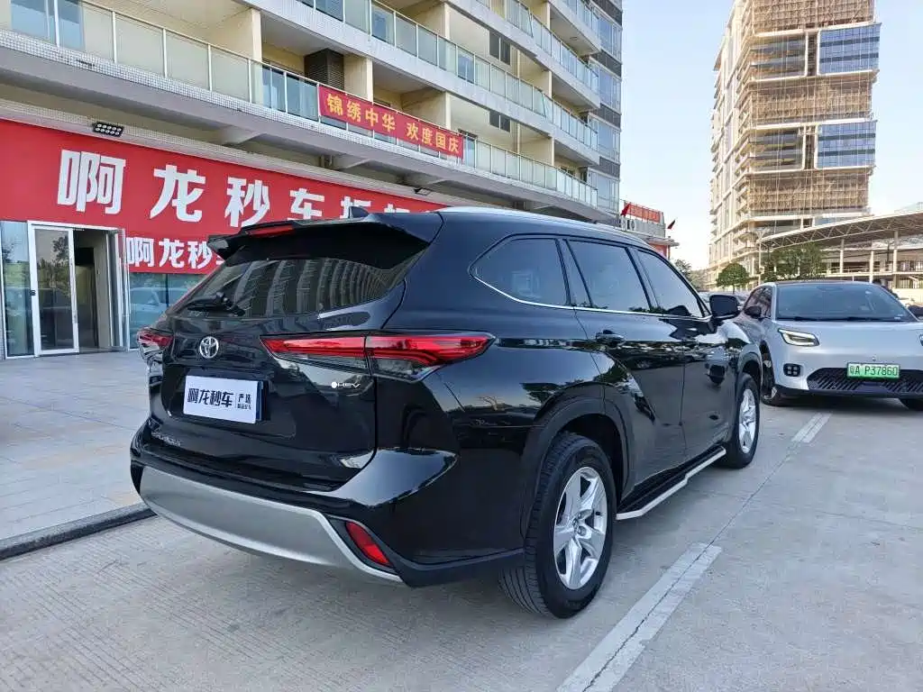Toyota Highlander — миниатюра 5