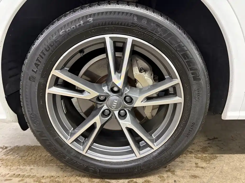 Audi Q5L — миниатюра 17