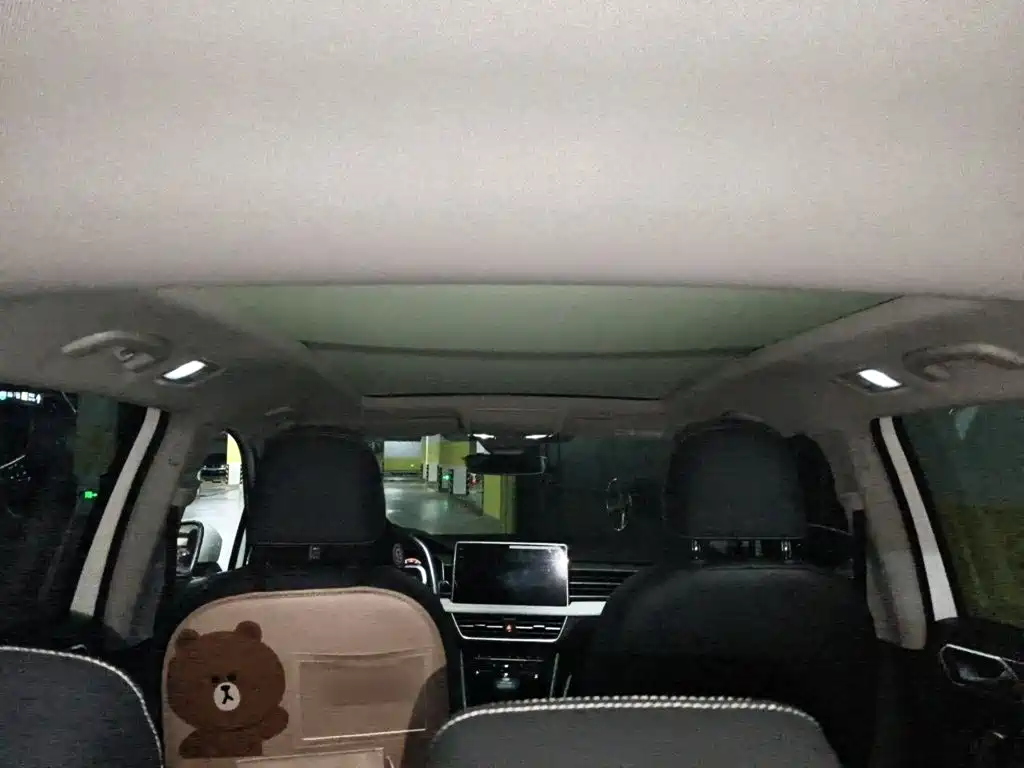 Volkswagen Tiguan L — миниатюра 9