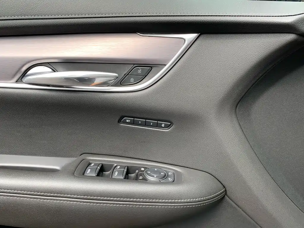 Cadillac XT6 — миниатюра 22